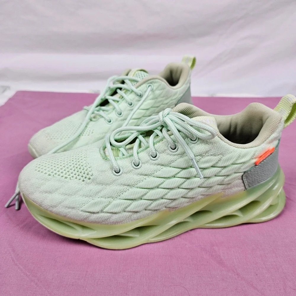 SupSport Mint Green Lace‎ Up Sneakers Running Shoes Size 39 Unique Spiral Sole